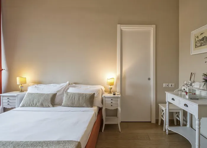 Little Queen 4* Rome